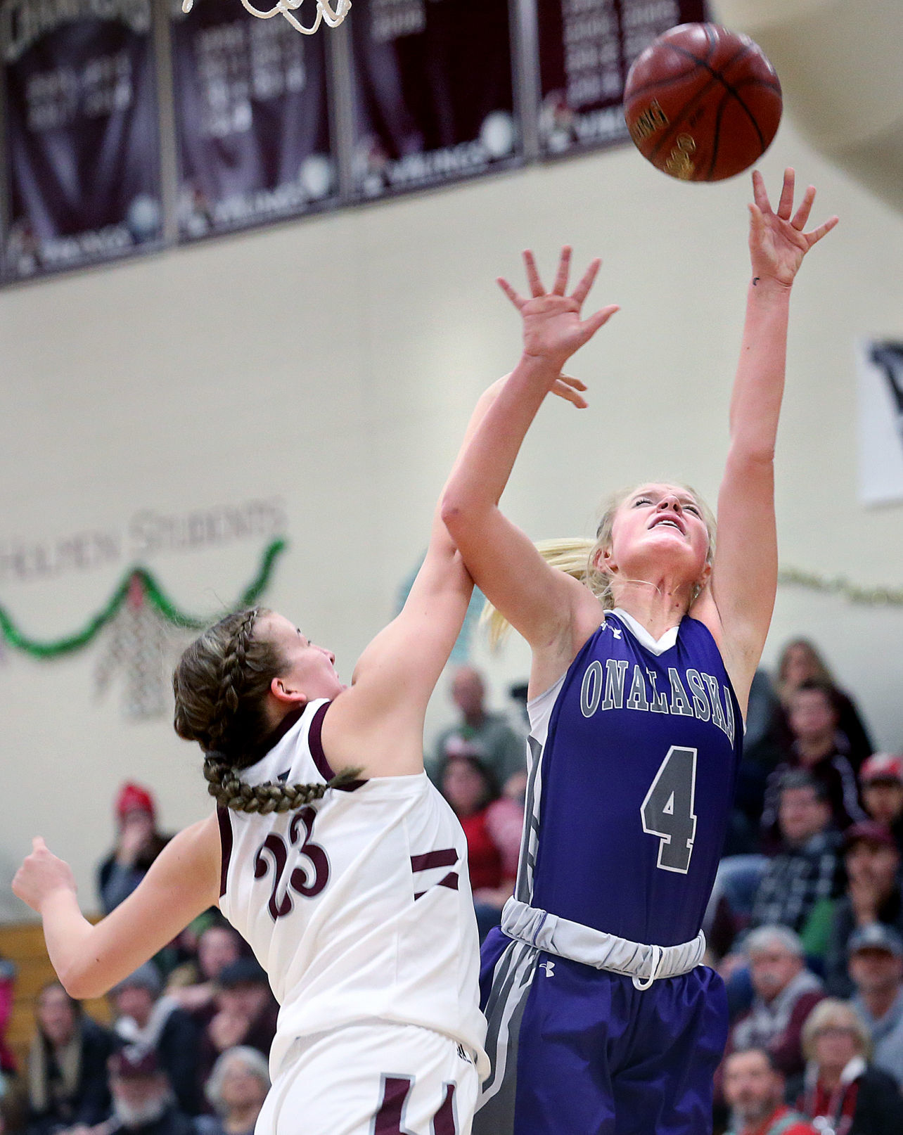 December 17: Onalaska vs. Holmen